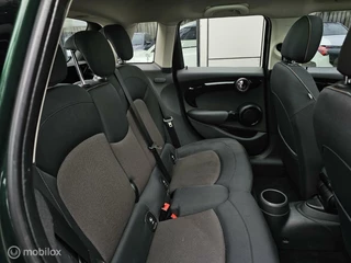 MINI Cooper Mini Mini 1.5 Cooper Serious Business Panorama/Navigatie/PDC - afbeelding nr 4