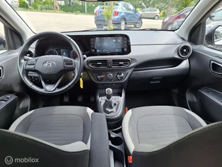 Hyundai i10 HYUNDAI i10 1.0 COMFORT / 1e Eigenaar / Carplay / - afbeelding nr 13