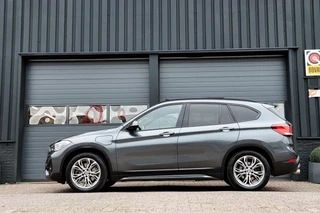 BMW X1 BMW X1 xDrive25e Sportline /LED/PANODAK/ACC/KEYLESS/CARPLAY/STOEL+STUURVERW./HUD! - afbeelding nr 2