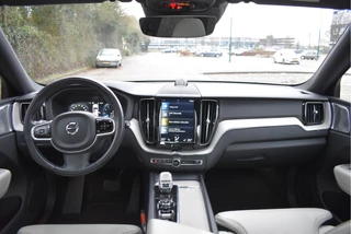 Volvo XC60 | Vol | NL-Auto | HUD | Elekt.haak | Pano | Luchtvering | B&W | 360 gr.camera | Carplay | Full LED - afbeelding nr 14