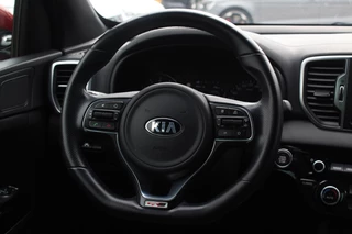 Kia Sportage Kia Sportage 1.6 T-GDI GT-Line First Edition / Trekhaak / Leder / Camera / 19'' / Getint glas / Navigatie / DAB / Cruise Control - afbeelding nr 18