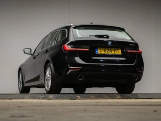 BMW 3 Serie BMW 3-serie Touring 320e M Sport (PANORAMADAK,APPLE CARPLAY,NAVI,SFEERVERLICHTING,STOELVERWARMING,CAMERA,LEDER,CRUISE,CLIMATE) - afbeelding nr 5