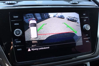 Volkswagen Touran Volkswagen Touran 1.5 TSI DSG Highline 7p 1eEIG! ACC CARPLAY DAB CAMERA '19 - afbeelding nr 16