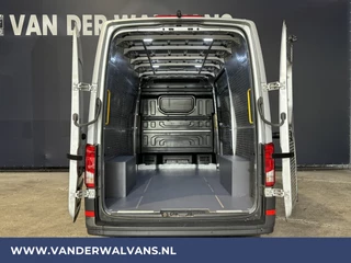 Volkswagen Crafter Android Auto, 3000kg trekvermogen, Parkeersensoren, Chauffeursstoel, Bijrijdersbank - afbeelding nr 3