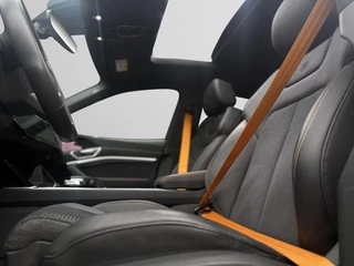 Audi e-tron Audi E-tron Sportback Pano 55 quattro 408PK | 3x S-Line | Virtual Mirrors | Matrix LED | 21