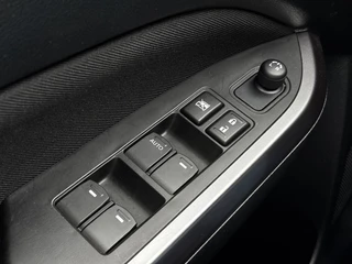 Suzuki Vitara Suzuki Vitara 1.4 Boosterjet Select Smart Hybrid | Trekhaak | Sidebars | - afbeelding nr 25