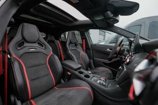 Mercedes-Benz GLA Mercedes-Benz GLA-klasse AMG 45 4MATIC | Schaalstoelen - afbeelding nr 6