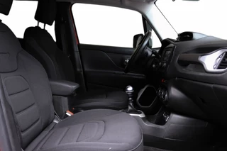 Jeep Renegade Jeep Renegade 1.4 MultiAir Limited Airco l Cruise l Keyless l NAVI l Trekhaak - afbeelding nr 9