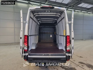 Iveco Daily Iveco Daily 35S21 210PK 3.0L Automaat 2025 Black Edition model L3H2 ACC LED Tacho CarPlay Velgen Camera 12m3 Airco Trekhaak - afbeelding nr 3