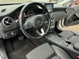 Mercedes-Benz A-Klasse Mercedes A-klasse 160 Ambition Automaat Parkassist Navi 2017 - afbeelding nr 31
