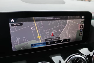 Mercedes-Benz EQA Mercedes EQA 250 AMG Line 67 kWh | Pano | Sportstoelen - afbeelding nr 5