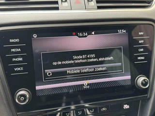 Škoda Octavia Skoda Octavia Combi 1.0 TSI Sport Navigatiesysteem | Trekhaak | Apple CarPlay | Climate control | Cruise control | Getint glas | Parkeersensoren achter - afbeelding nr 18