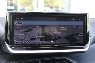 Peugeot 2008 Peugeot 2008 1.2 130PK AUTOMAAT GT PACK | NAVIGATIE | FULL LED KOPLAMPEN | DRAADLOZE APPLE CARPLAY/ANDROID AUTO | ADAPTIVE CRUISE CONTROL | CAMERA VOOR + ACHTER | CLIMATE CONTROL | LICHTMETALEN VELGEN 17