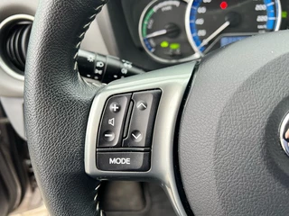 Toyota Yaris Toyota Yaris 1.5 Hybrid Aspiration Automaat 5-deurs | Navi | Cruise control - afbeelding nr 16