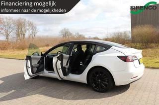 Tesla Model 3 Tesla Model 3 Long Range AWD 75 kWh black&white chrome delete uitstraling! autopilot dual motor stoelverwarming v+a panodak - afbeelding nr 26