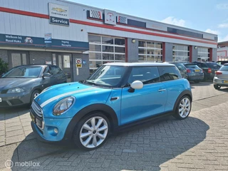 MINI Cooper MINI COOPER 1.5 COOPER CHILI SERIOUS BUSINESS / Panoramadak / Airco / - afbeelding nr 3