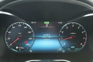 Mercedes-Benz GLC Mercedes GLC-klasse 200 AMG/Panodak/Sfeerverl/Digitaal display - afbeelding nr 38