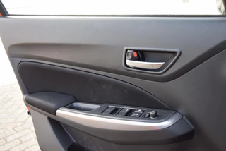 Suzuki Swift Suzuki Swift 1.2 Style Smart Hybrid | Apple carplay/android | Elektrisch inklapbare spiegels | Stoelverwarming | - afbeelding nr 17