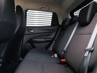 Suzuki Swift Suzuki Swift 1.4 Sport Navi Keyless CarPlay Stoelverwarming - afbeelding nr 21