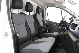 Opel Vivaro Opel Vivaro 1.6 CDTI EURO 6 - Airco - Cruise - Navi - Camera - € 11.900,- Excl. - afbeelding nr 4