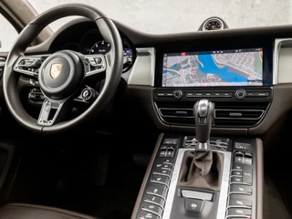 Porsche Macan 441Pk Automaat (PANORAMADAK, APPLE CARPLAY, LUCHTVERING, ALCANTARA HEMEL, MEMORY SEATS, ESPRESSO LEDER, STUURVERWARMING, BOSE, ADAPTIVE CRUISE, NIEUWSTAAT) - afbeelding nr 7