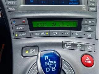 Toyota Prius Toyota Prius 1.8 Plug-in Executive Business | Leder | Navigatie | Camera - afbeelding nr 39