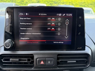 Citroën Berlingo Citroën Berlingo 1.5 BlueHDI 102PK EURO6 Navigatiesysteem/cruise control - afbeelding nr 26