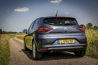 Renault Clio Renault Clio 1.0 TCe Intens | Nap | Camera | Keyless | PDC - afbeelding nr 35