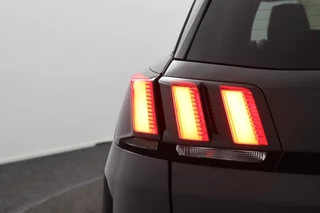 Peugeot 3008 Peugeot 3008 1.6 e-THP GT Line*PANO*ACC*ECC*LED* - afbeelding nr 40