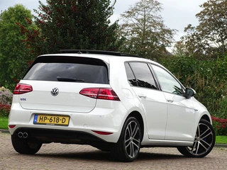 Volkswagen Golf Volkswagen Golf TSI GTE 204PK DSG / RNS / R-line / LED *NAP* - afbeelding nr 50