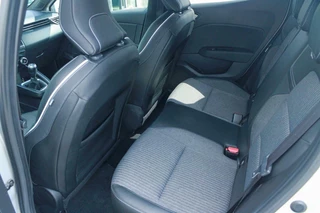 Renault Clio Renault Clio 1.0 TCe Bi-Fuel Intens|Camera|Trekhaak|Airco|NAP - afbeelding nr 10