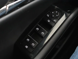 Mazda 3 Mazda 3 2.0 e-SkyActiv-X Luxury | Leder |  Stoel & stuurverwarming | BOSE Sound | Adaptive cruise | Camera | Carplay | Keyless | Head-Up | Memory - afbeelding nr 25