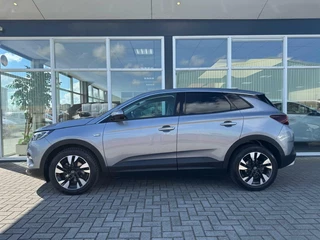 Opel Grandland X Opel Grandland X 1.2 Turbo Business Executive | Trekhaak | Navi | Cruise control | Camera | - afbeelding nr 4