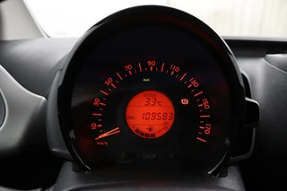 Peugeot 108 Peugeot 108 1.0 e-VTi Access | Airco | 5-deurs! | Bluetooth - afbeelding nr 7