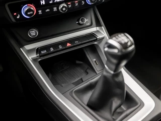 Audi Q3 Audi Q3 35 TFSI Sport 150Pk (NIEUW MODEL, VIRTUAL COCKPIT, GROOT NAVI, CLIMATE, STOELVERWARMING, KEYLESS, SPORTSTOELEN, CRUISE, PARKEERSENSOREN, ELEK ACHTERKLEP, MATRIX LED KOPLAMPEN, NIEUWSTAAT) - afbeelding nr 26