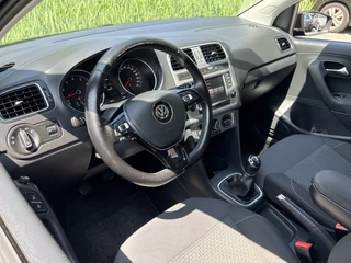Volkswagen Polo Volkswagen Polo TSI 95PK BLUEMOTION EDITION CRUISE/PDC/CARPLAY - afbeelding nr 6