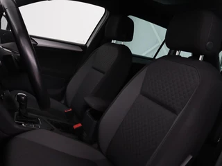Volkswagen Tiguan Volkswagen Tiguan 1.5 TSI R-Line | DSG | 360 camera | Active Info |  Keyless | Adaptive cruise | Trekhaak | Full LED | Park Assist | Carplay | Navigatie - afbeelding nr 5