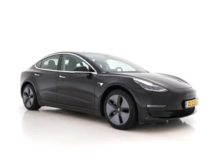 Tesla Model 3 - 474831345-0