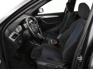 BMW X1 BMW X1 sDrive18i M Sport | Stoelverwarming | Head-Up |  Sportstoelen | Full LED | Alcantara | Navigatie | Park Assist | Climate control - afbeelding nr 4