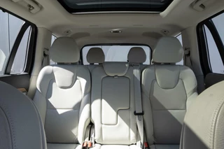 Volvo XC90 Volvo XC90 2.0 T8 Plug-in hybrid AWD Ultra Bright Longrange|Panorama|Trekhaak|H/K Audio - afbeelding nr 17