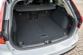 Volvo V60 Volvo V60 T6 Plug-in hybrid AWD Plus Dark | HK Audio | 19