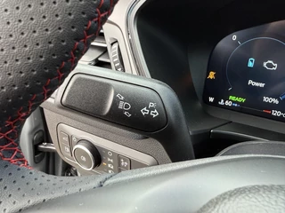 Ford Kuga Ford Kuga 2.5 PHEV ST-Line X 243pk | Driver Assistance pack | Matrix LED | Black Package | Wegklapbare Trekhaak | Panoramadak | Winterpack | 2.100kg Trekgewicht - afbeelding nr 32