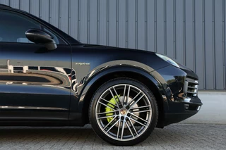 Porsche Cayenne Porsche Cayenne 3.0 E-Hybrid|360 camera|leder|Sportchrono - afbeelding nr 9