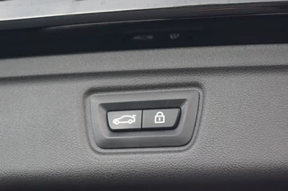 BMW 3 Serie BMW 3 Serie 330e Touring M Sport / Panodak / Leer / Trekhaak / Head-up/ Laser/Harman Kardon - afbeelding nr 28