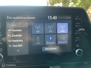 Toyota C-HR Toyota C-HR 1.8 Hybrid Bi-Tone carplay pdc all in rijklaar - afbeelding nr 20