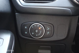Ford Focus Ford Focus 1.0 EcoBoost 125 PK Titanium Business, Trekhaak, Clima, Donker glas, App connect, Cruise, Clima, Navi, Pdc voor + achter - afbeelding nr 37