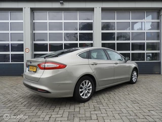 Ford Mondeo Ford Mondeo 1.5 Titanium , panoramadak - afbeelding nr 4