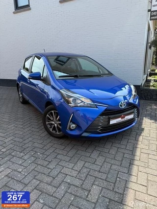Toyota Yaris Toyota Yaris Hybrid 1.5 VVT-i 20th Edition - afbeelding nr 1