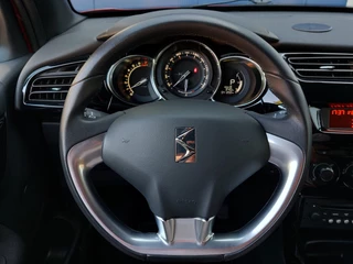 DS DS 3 1.2 PureTech 110pk Automaat So Chic | Airco | Cruise | Elek.Ramen+Spiegels | Pdc V+A | Privacy Glass | Mistlampen | 17''lm - afbeelding nr 11