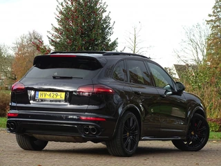 Porsche Cayenne Porsche Cayenne 3.0 S E-Hybrid 410PK / Porsche Sport Design / LED - afbeelding nr 54
